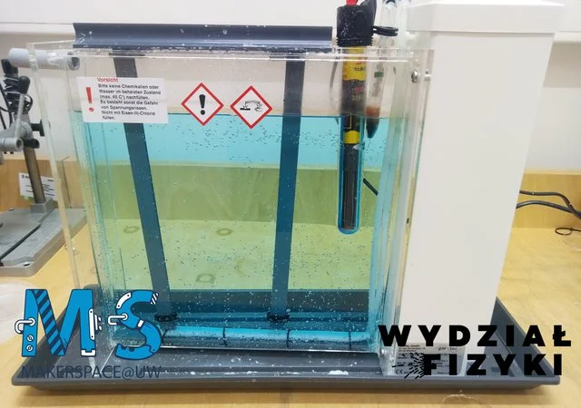 Pracownia chemiczna w Makerspace@UW